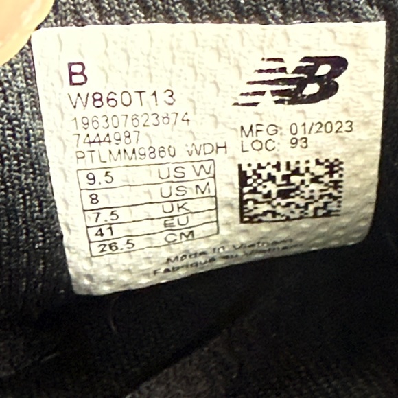New Balance Fresh Foam x 860 v13 Women’s Sz 9.5B Black Low Top Lace Up Sneakers - Picture 6 of 12